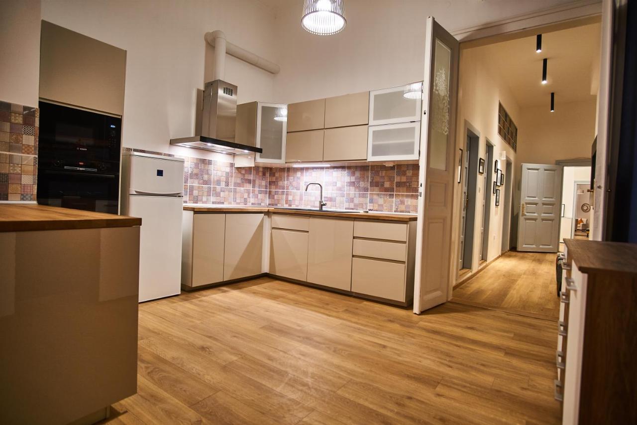 D20 Apartman | بودابست المظهر الخارجي الصورة
